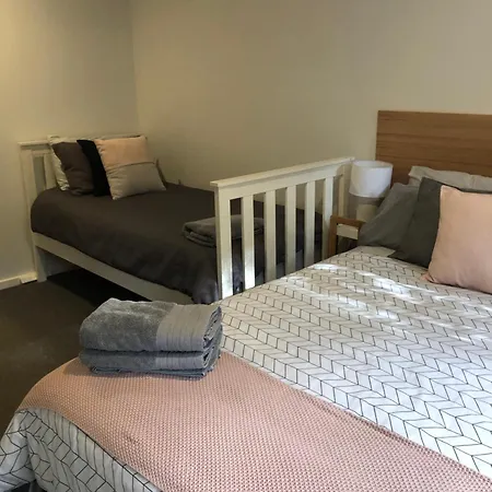 Whispering Gums - Ocean Views, Pet Friendly, Ev Unit 7Kw For Electric Cars, Sleeps 7 Villa Lorne Exterior photo