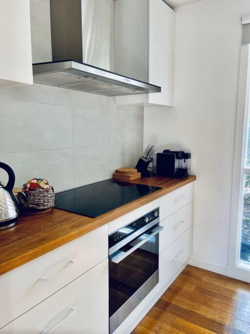 Whispering Gums - Ocean Views, Pet Friendly, Ev Unit 7kw For Electric Cars, Sleeps 7 *